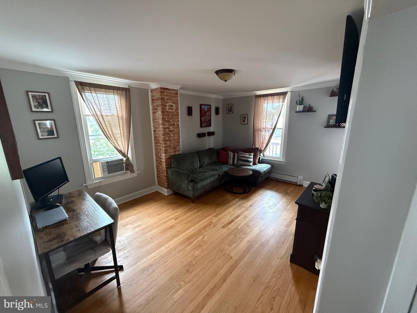 223 Potomac Street N photo 8