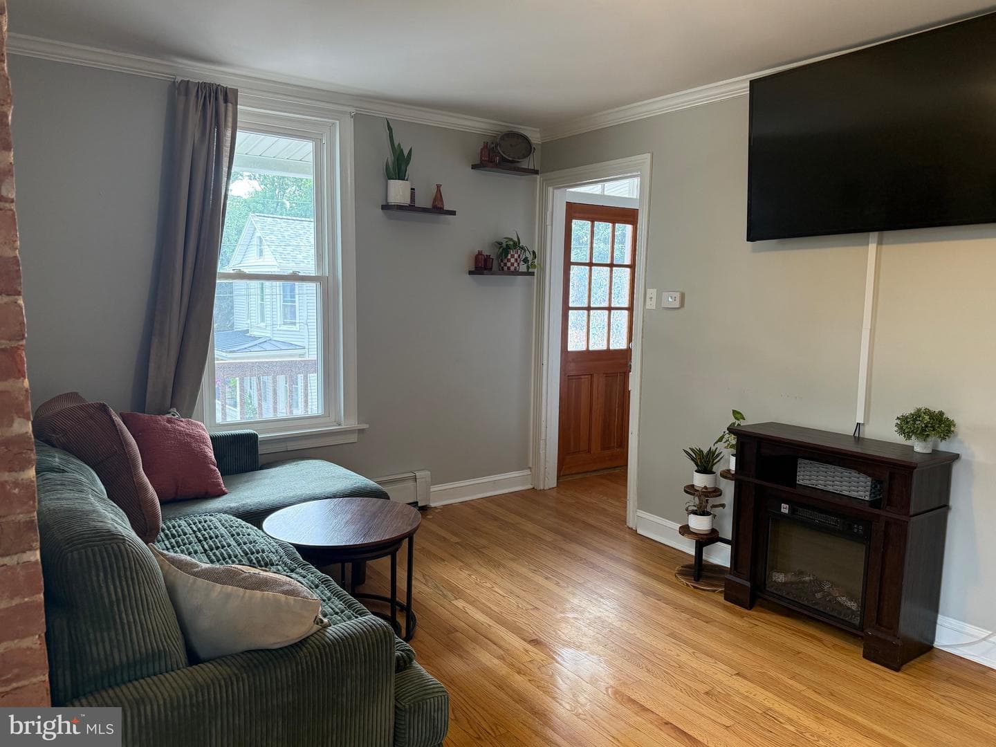223 Potomac Street N photo 9