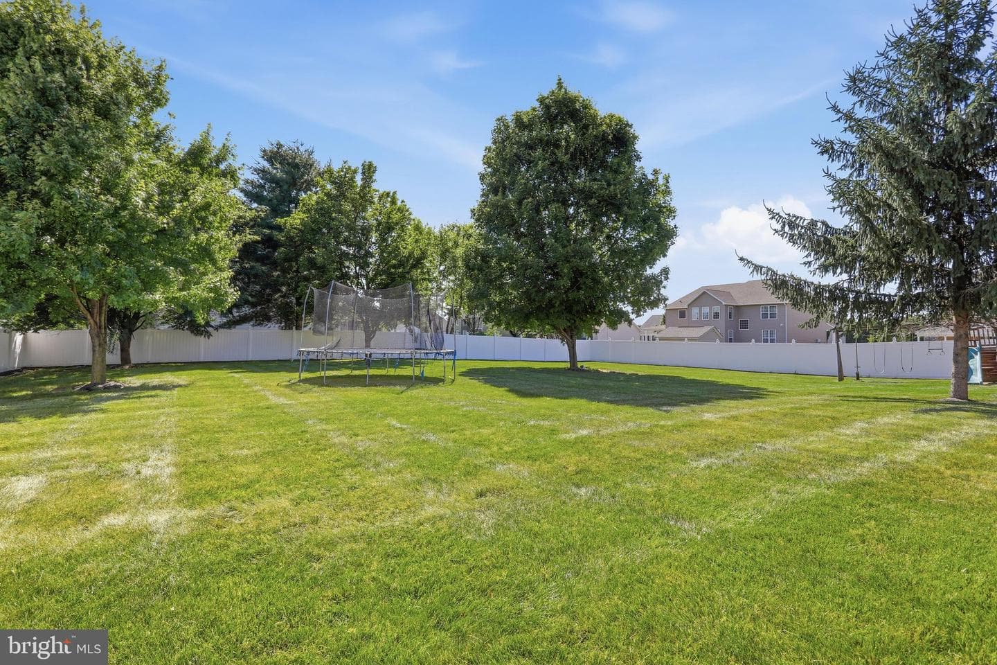 2419 Somerset Road photo 20