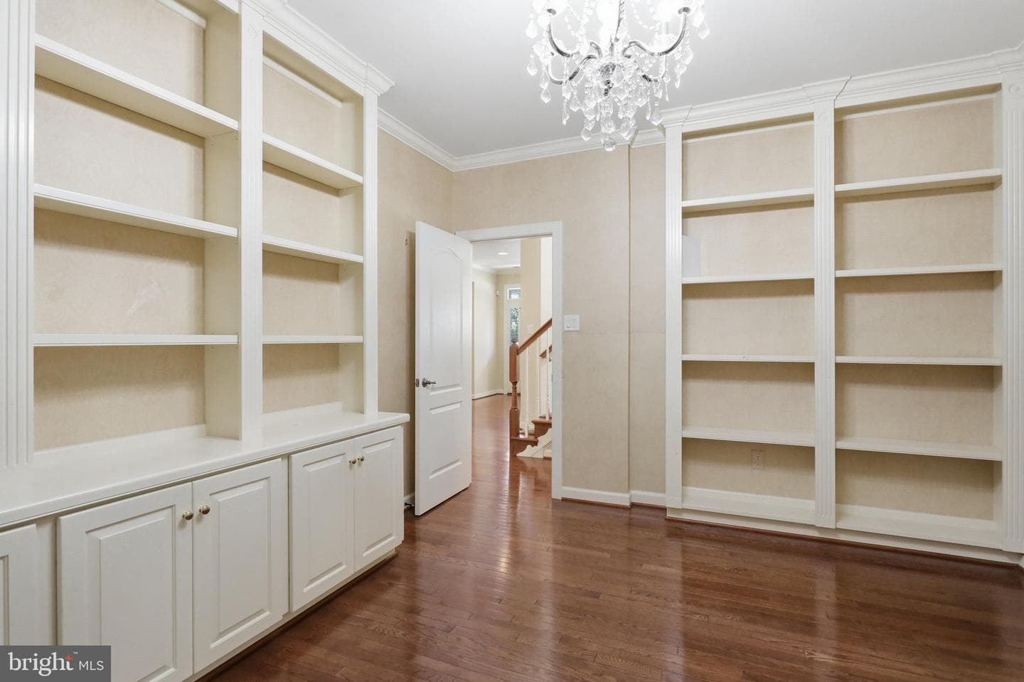 2419 Somerset Road photo 49