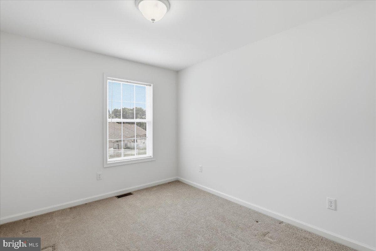 22 E Ninth Street photo 9