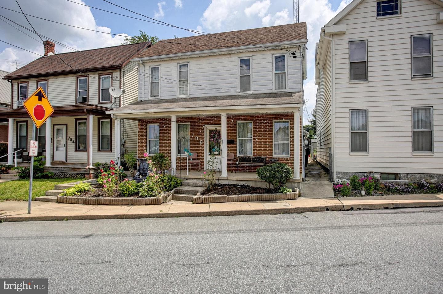 736 S 2nd St, Chambersburg