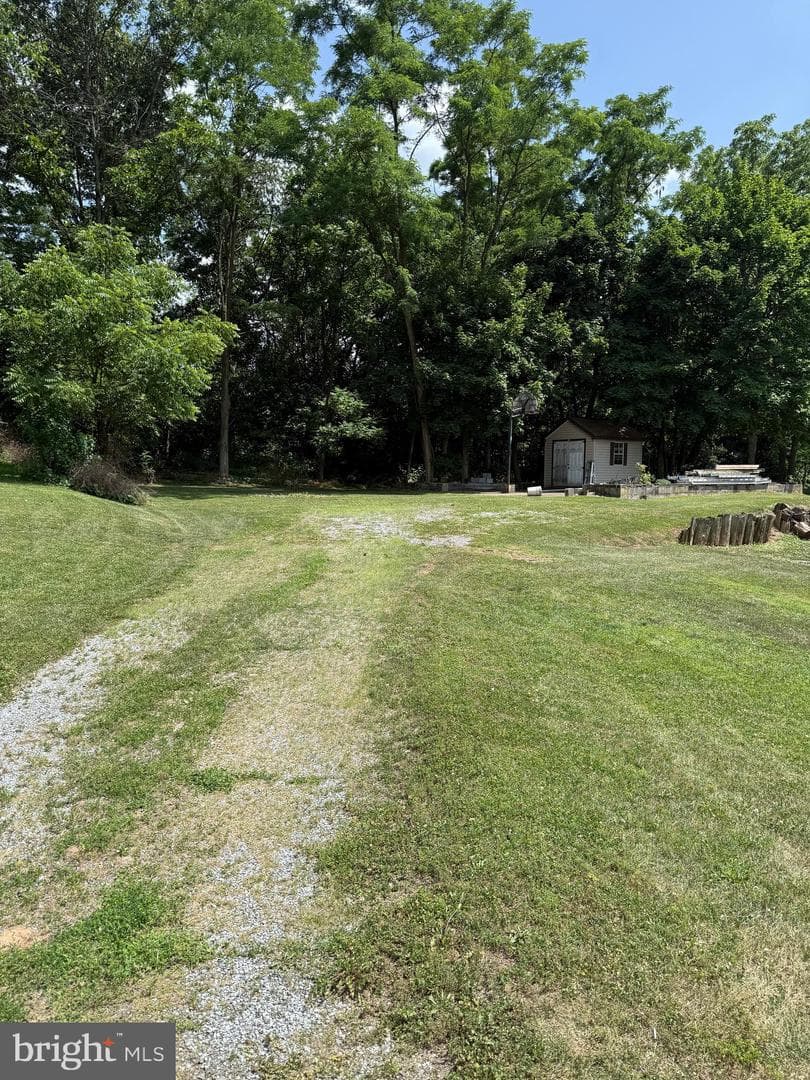 9410 Tomstown Road photo 10