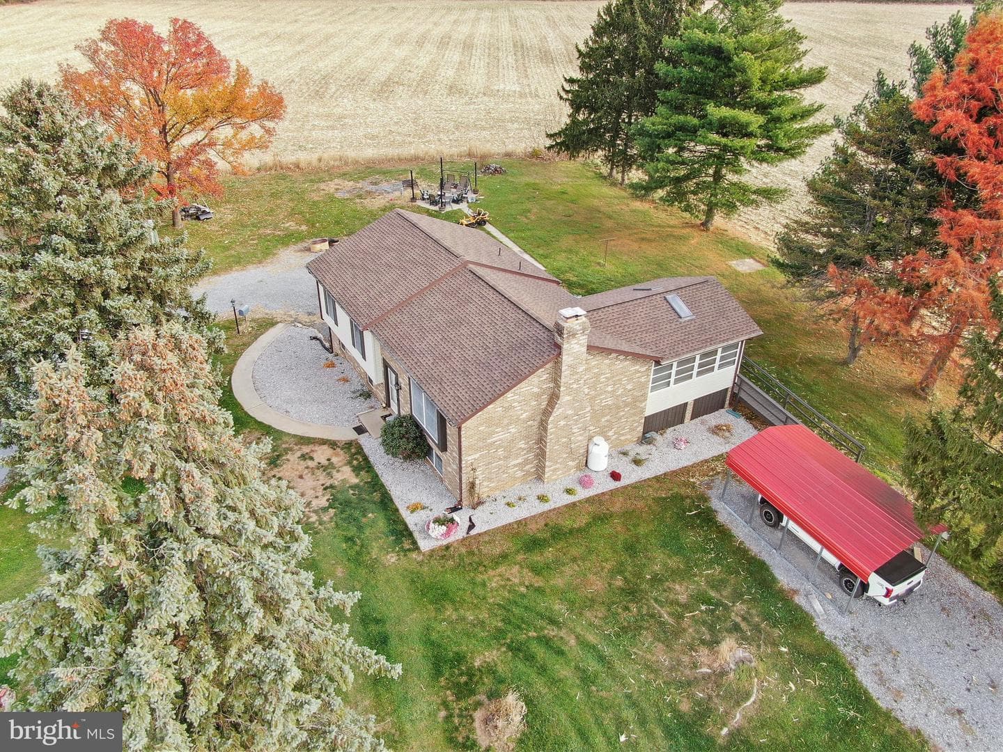 8738 Olde Scotland Rd photo 33