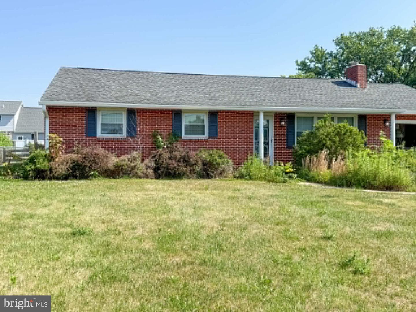 347 Catherine St, photo 2