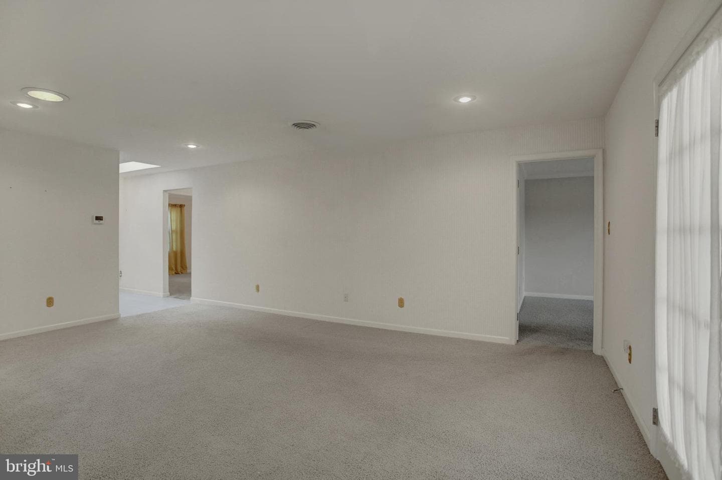127 Chancellor Drive photo 18