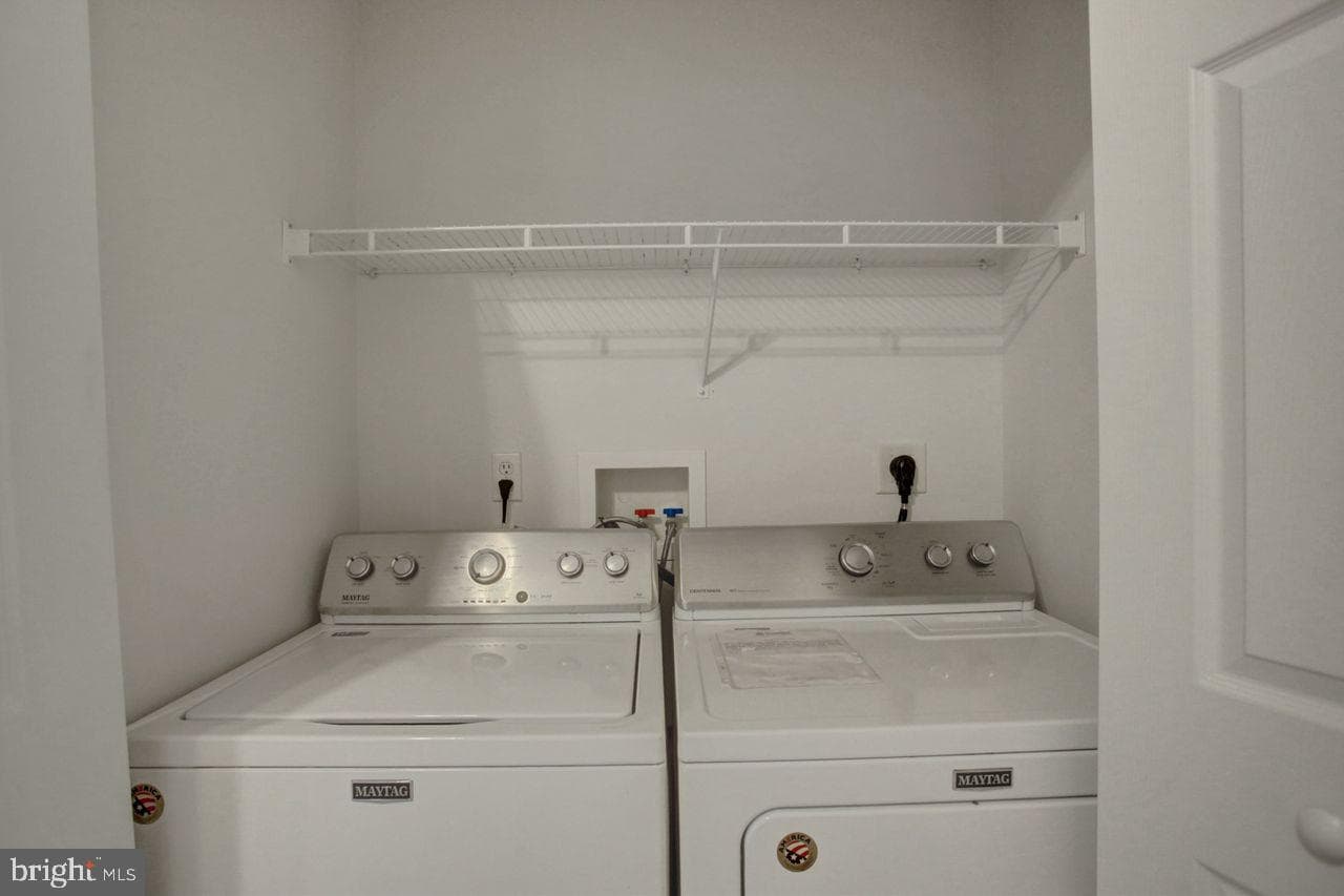 218 Meriweather Drive photo 29