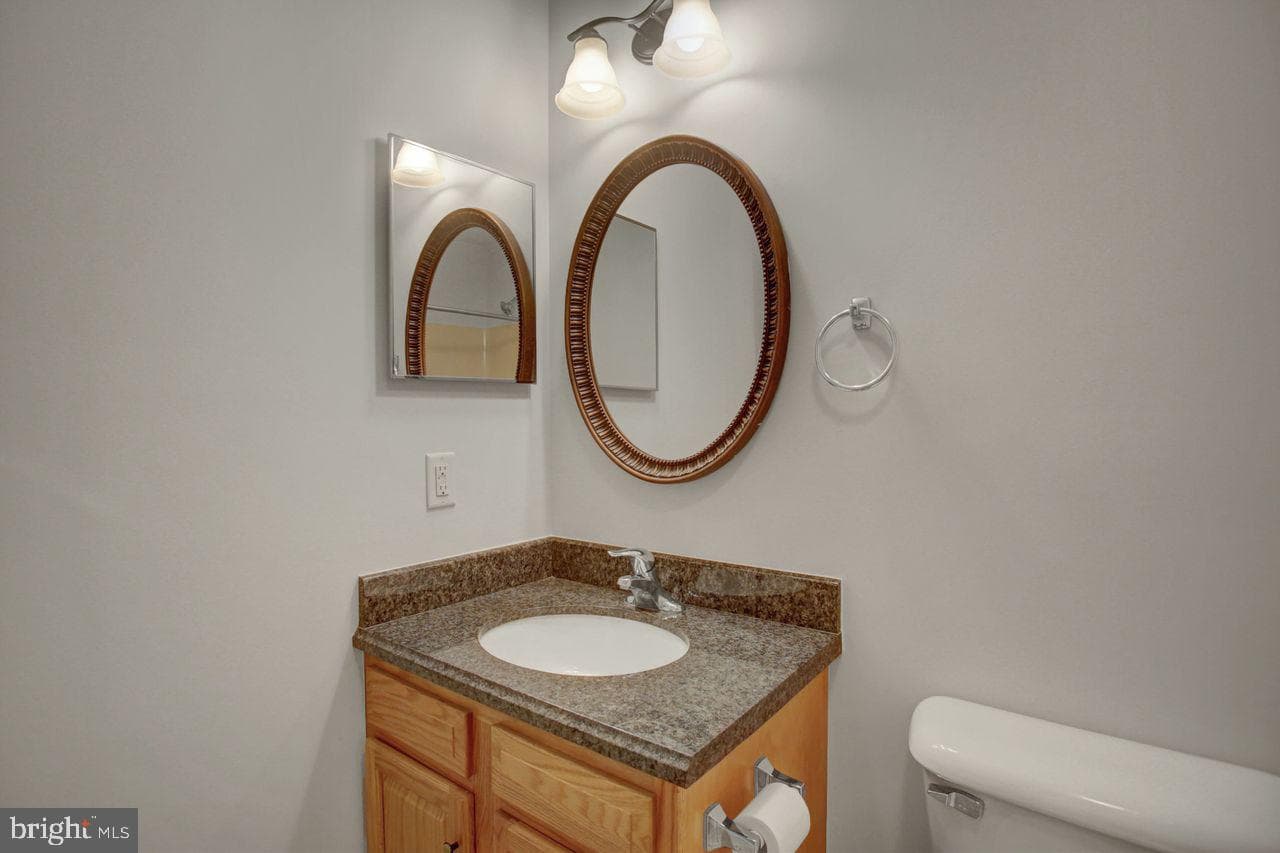 218 Meriweather Drive photo 31
