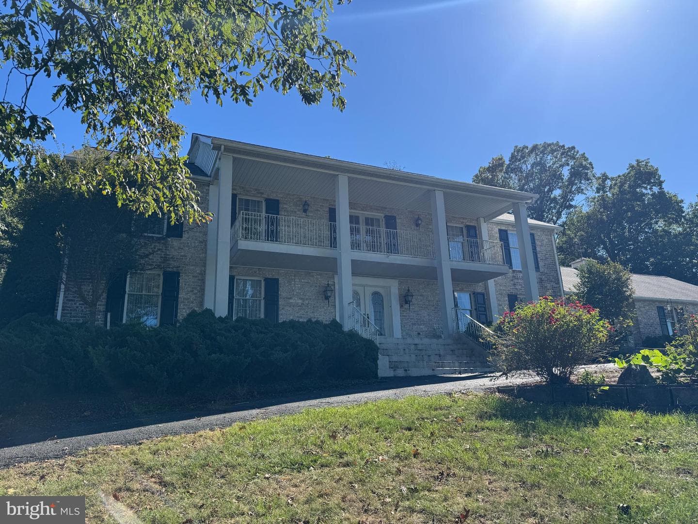 586 Crestwood Drive photo 12
