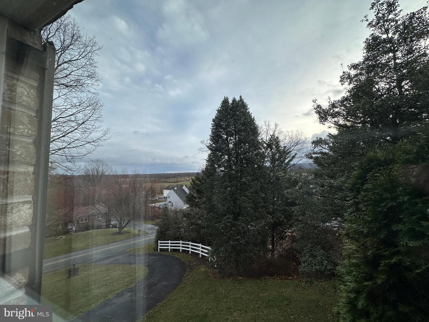586 Crestwood Drive photo 79