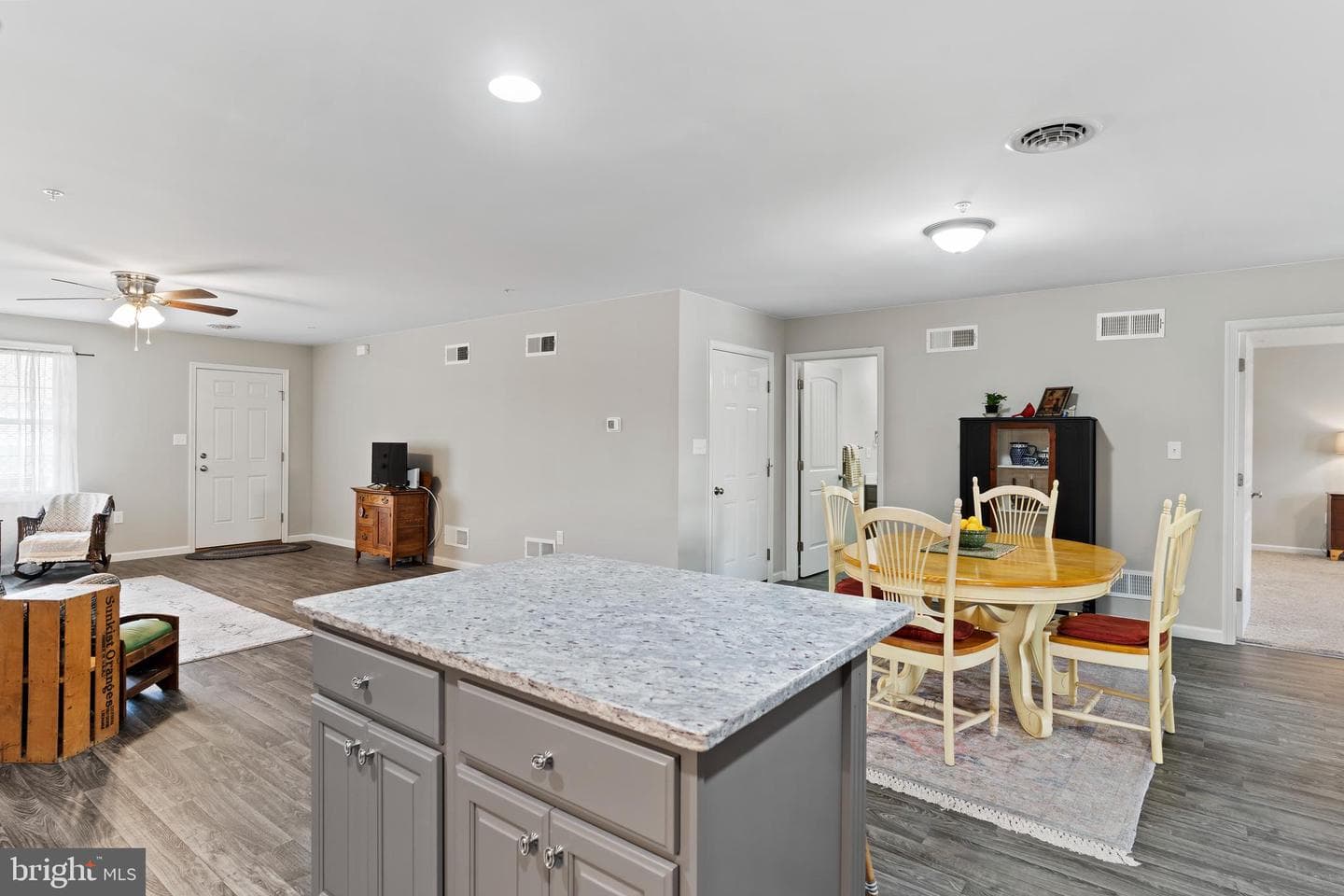 322 Franklin Way #101 photo 11