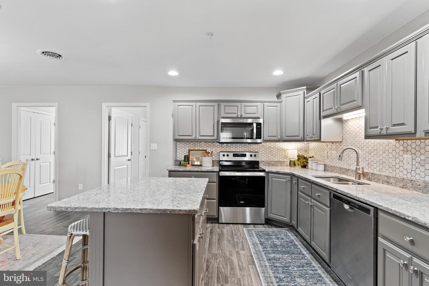 322 Franklin Way #101 photo 8