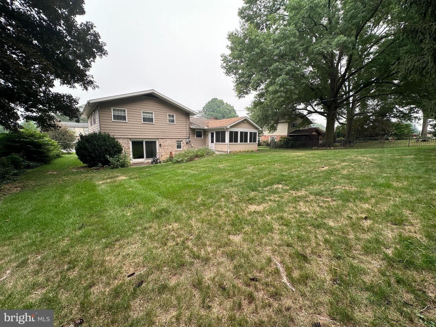 624 Highland Avenue photo 18