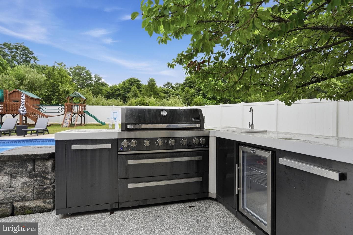 144 Field View Drive photo 40