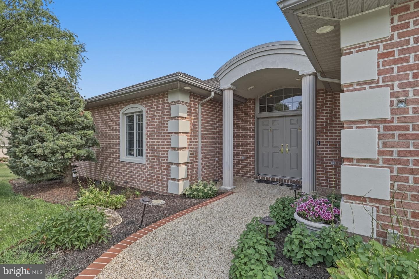 10785 Rinehart Drive photo 5