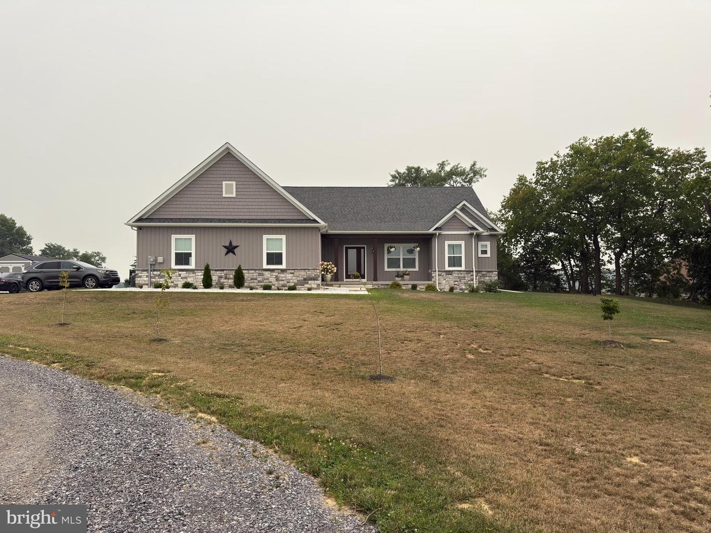8638 Regal Drive photo 2