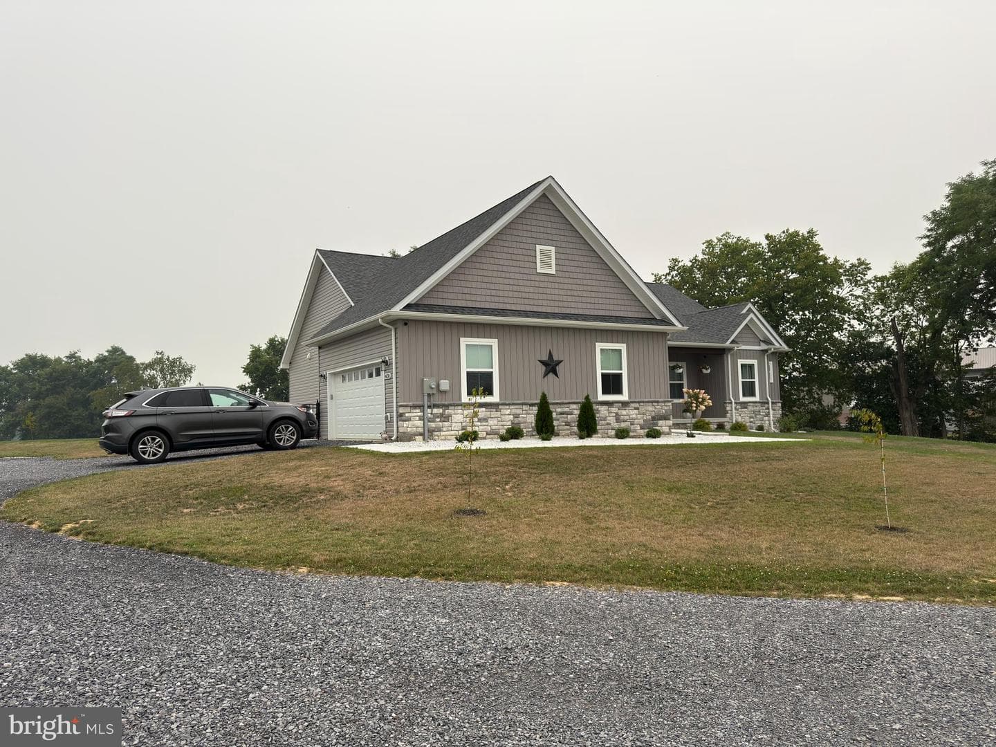 8638 Regal Drive photo 3