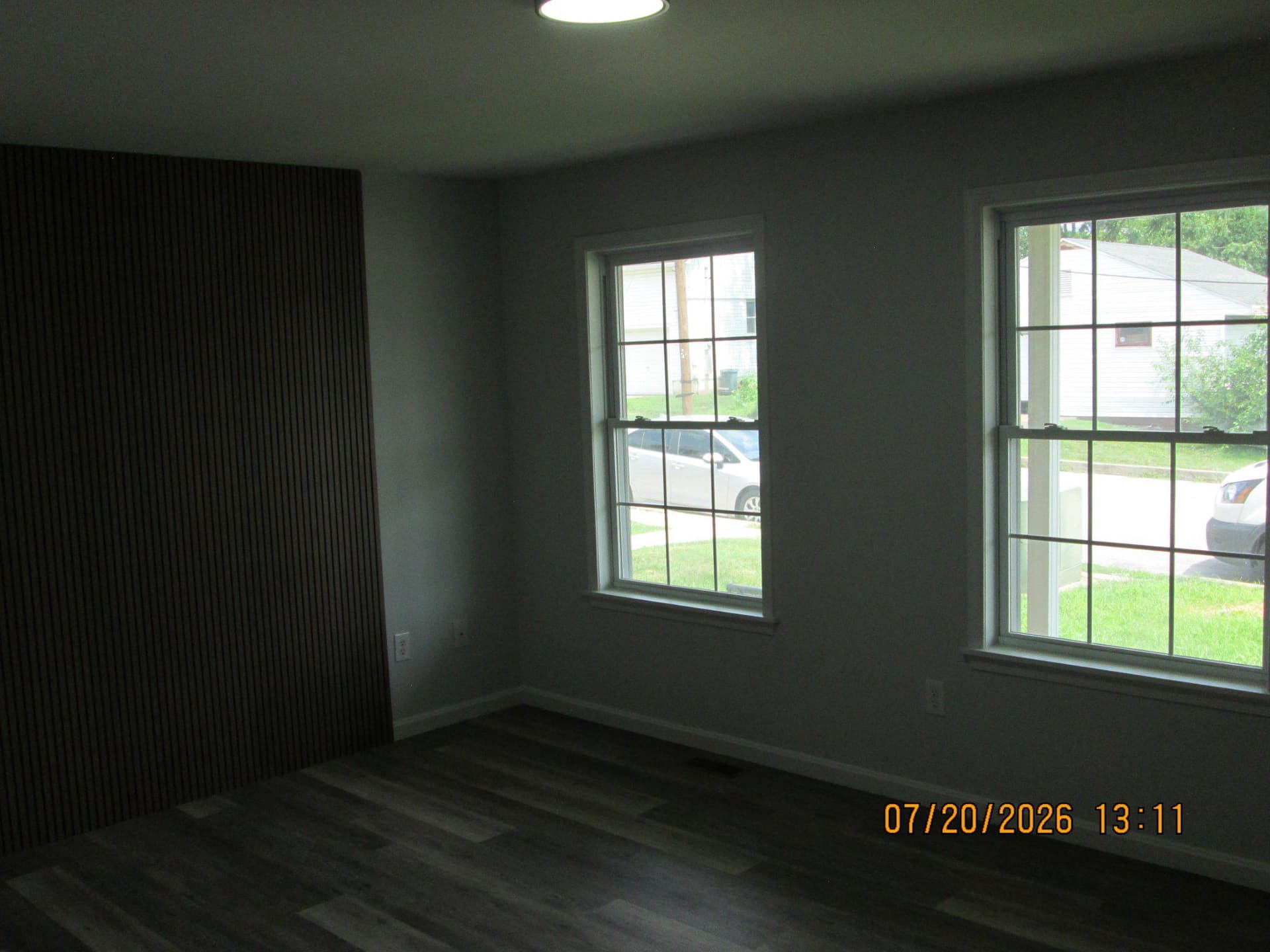 462 Scott Avenue photo 10