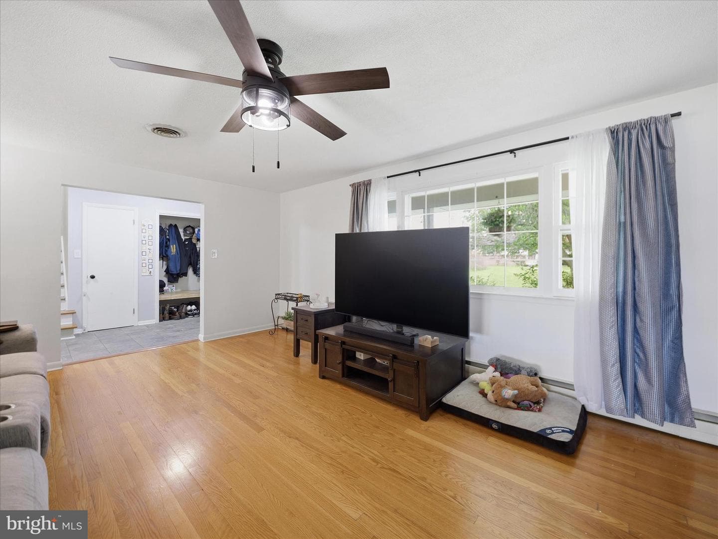173 Colonial Drive photo 6