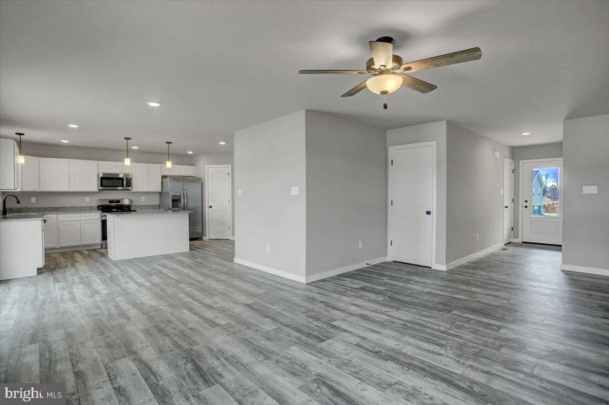 12392 Benning Ave Lot 8 photo 9