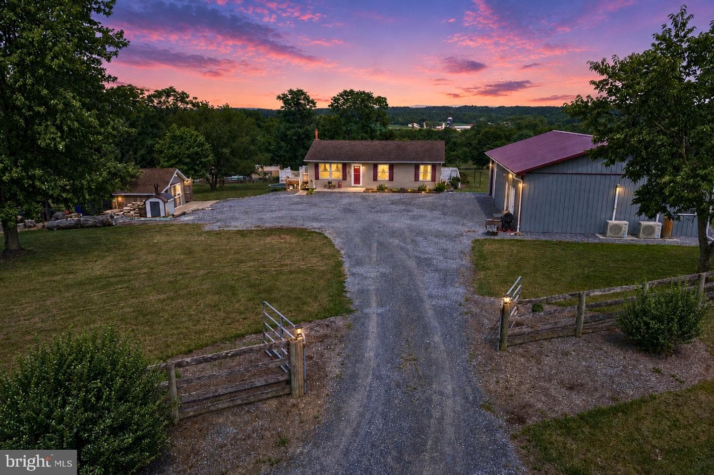 5140 Bino Road photo 2