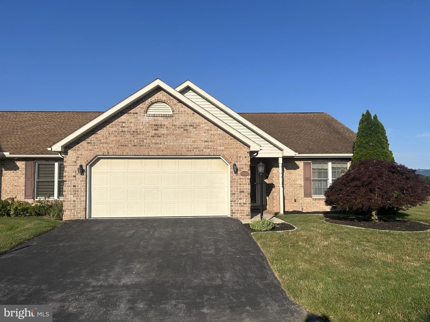 2374 Majestic Court photo 1