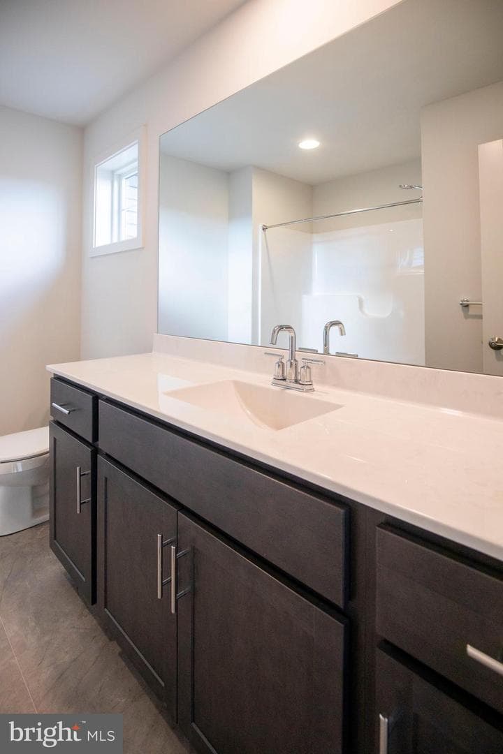228 Central Way photo 6