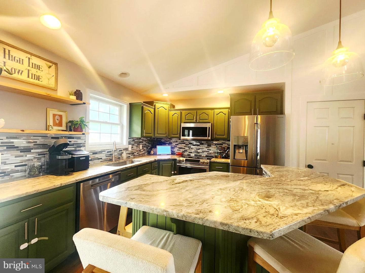 44 Vernon Drive photo 10