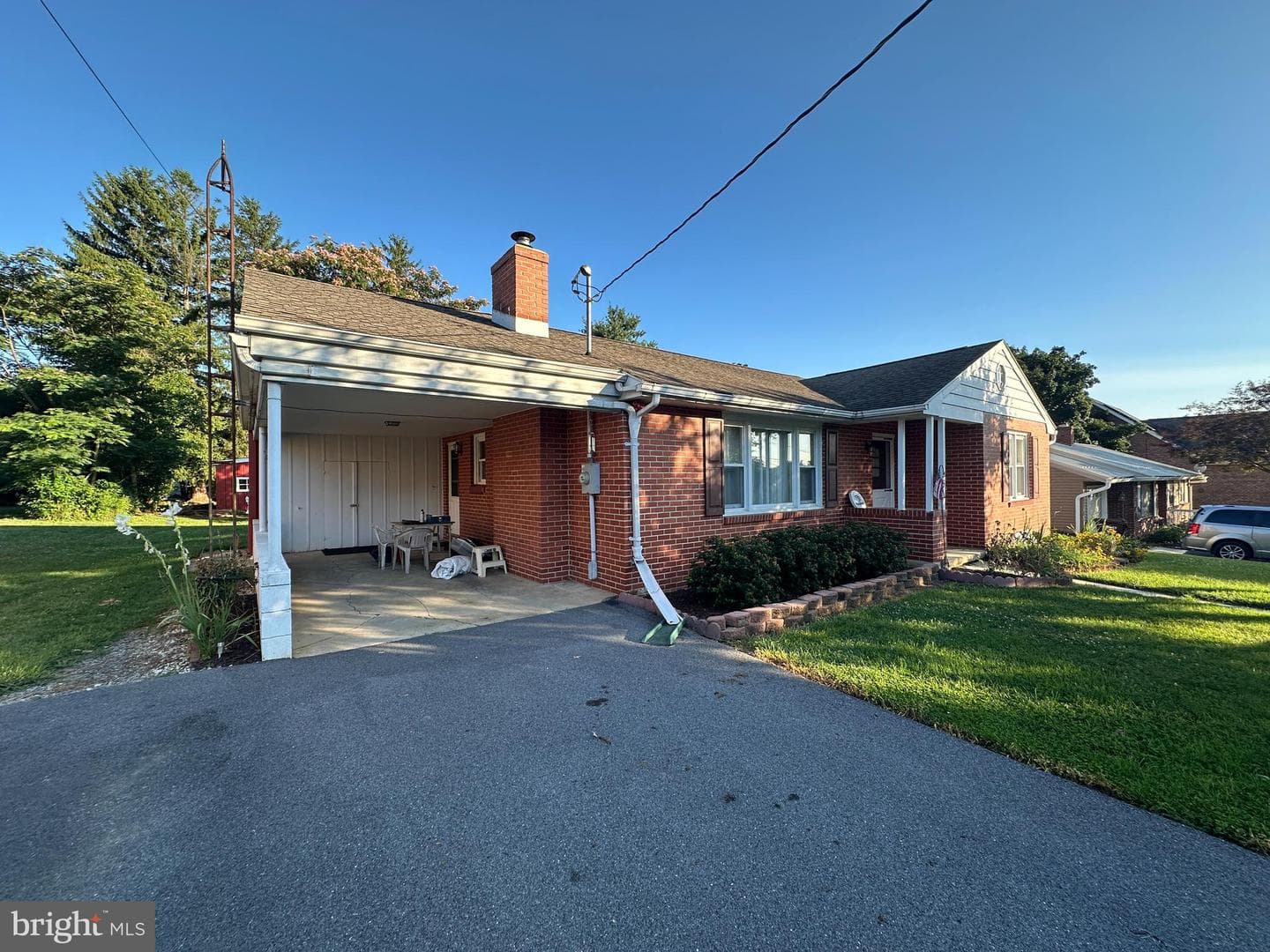 5961 Buchanan Drive photo 3