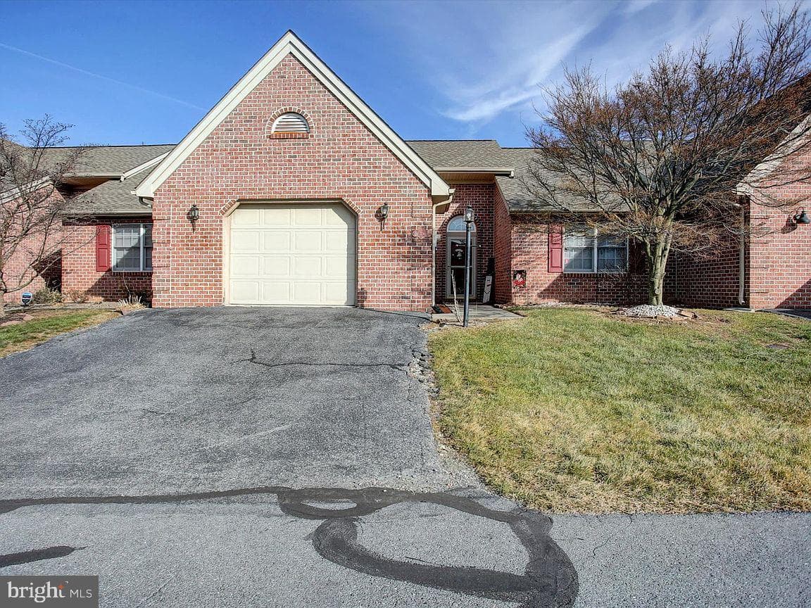 2355 Majestic Court