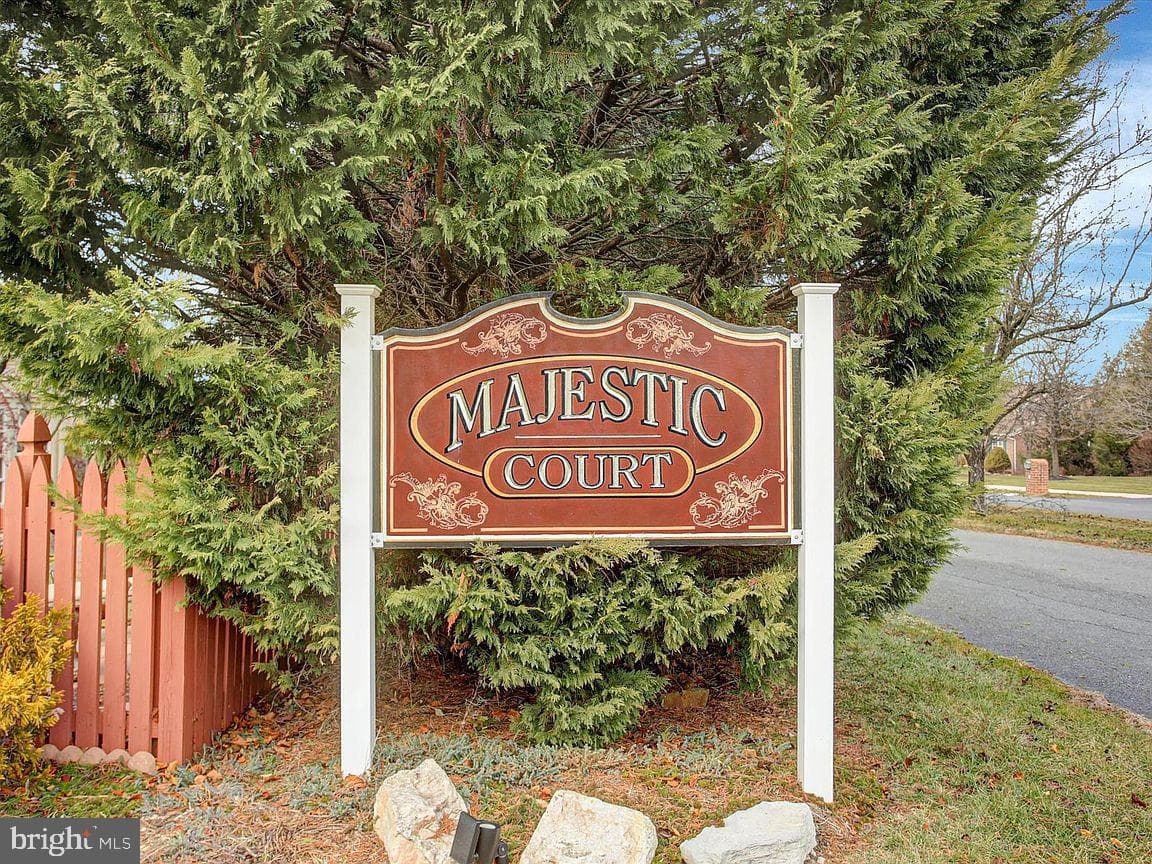 2355 Majestic Court photo 7