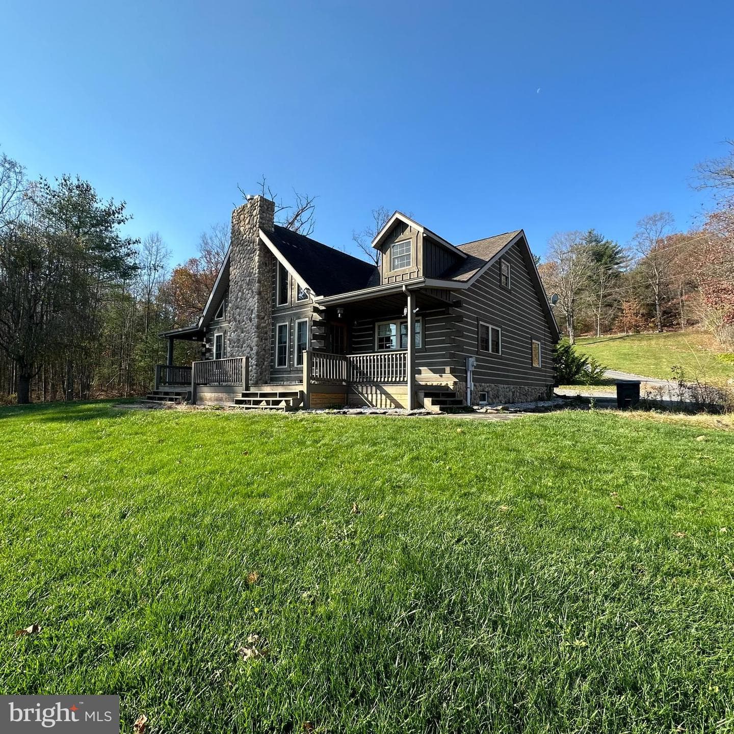 471 Blackberry Lane photo 1