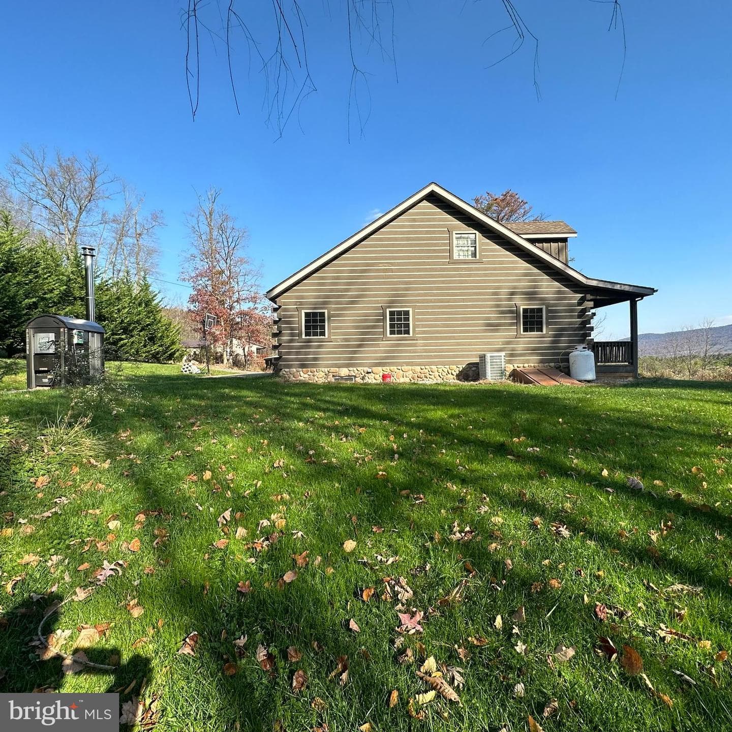 471 Blackberry Lane photo 12
