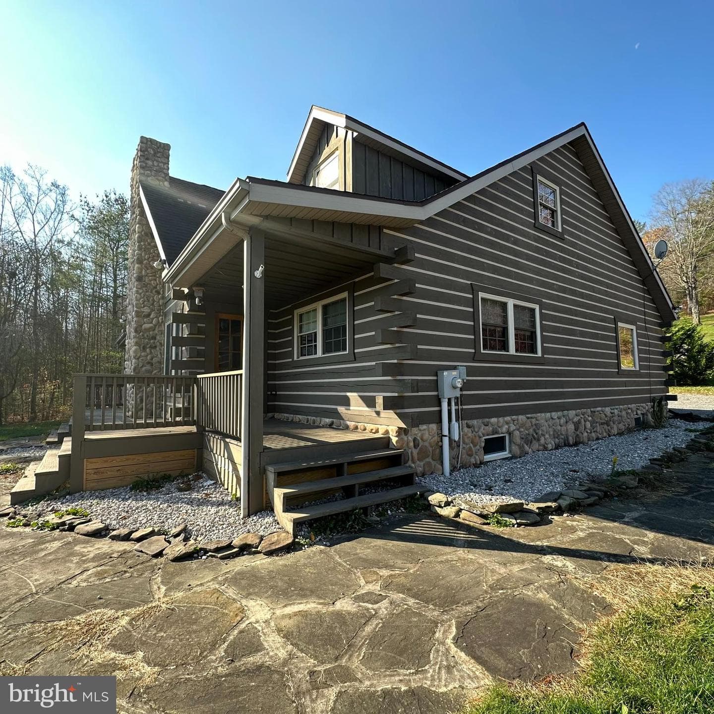 471 Blackberry Lane photo 5