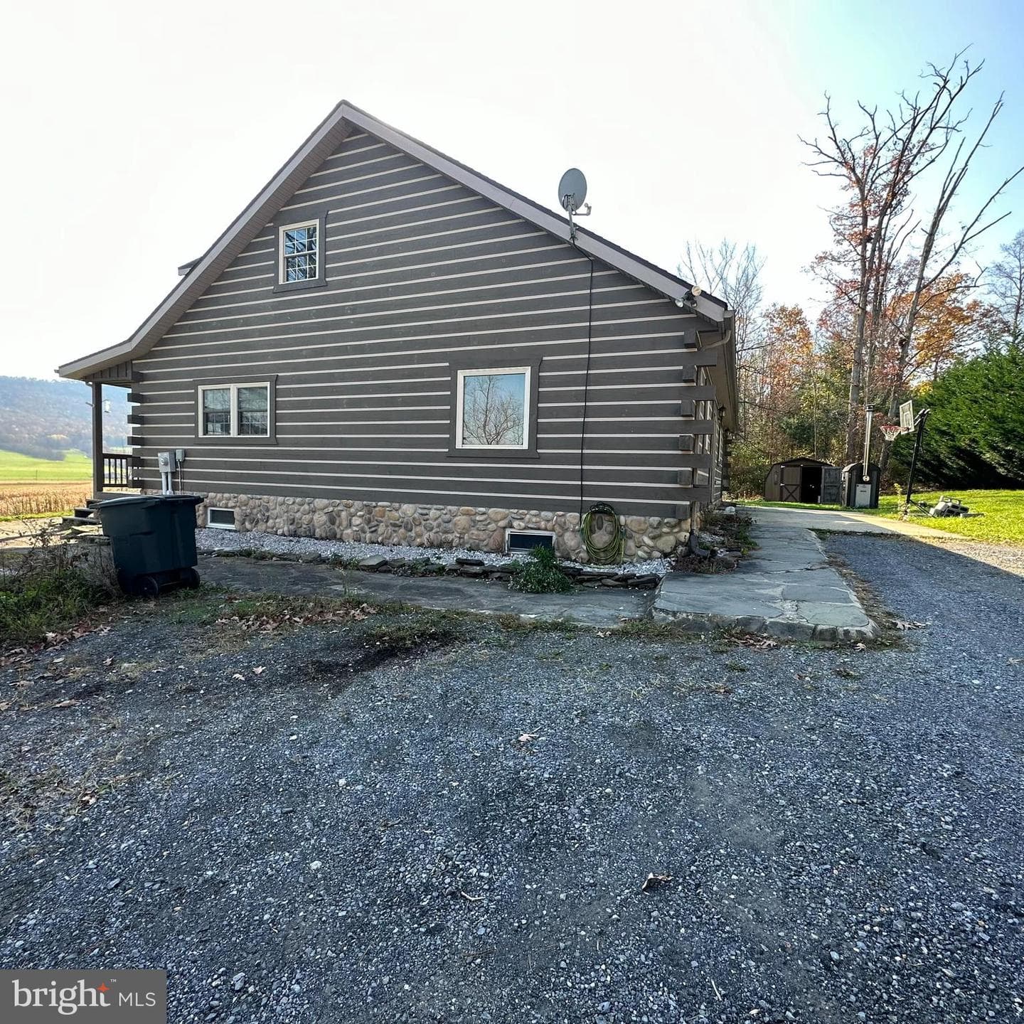 471 Blackberry Lane photo 7