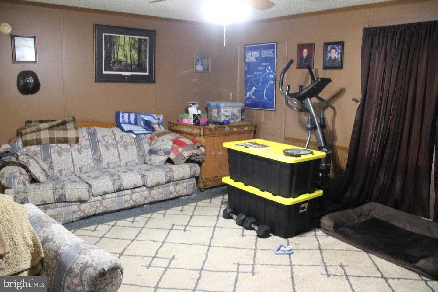 2082 Waterfall Road photo 2