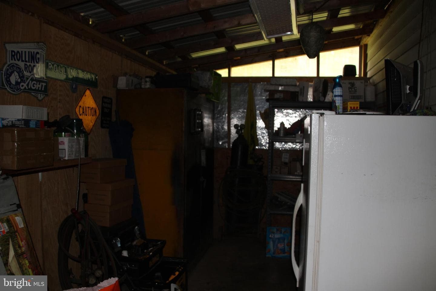 2082 Waterfall Road photo 21