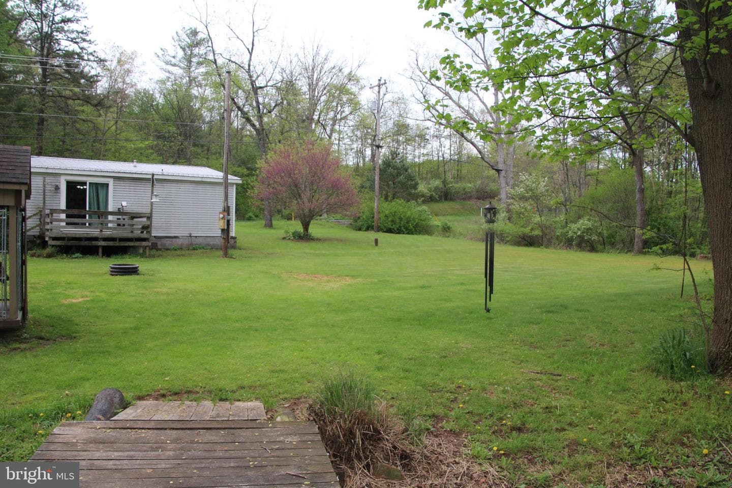 2082 Waterfall Road photo 25