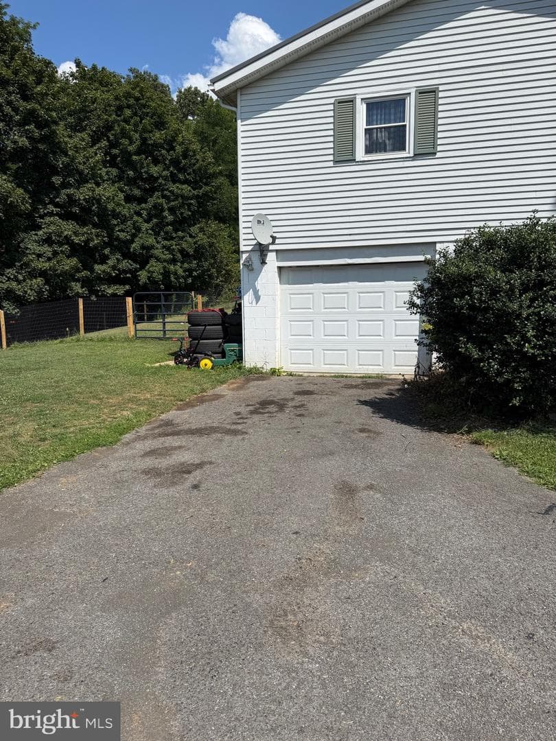 765 Lions Park Drive photo 11