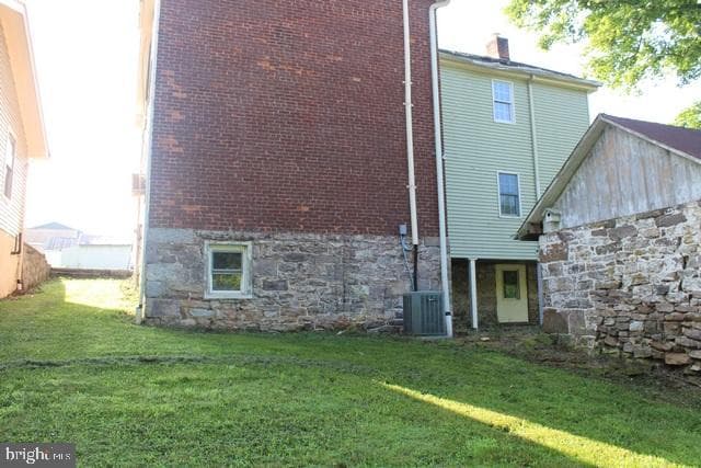 213 N N. First Street photo 27