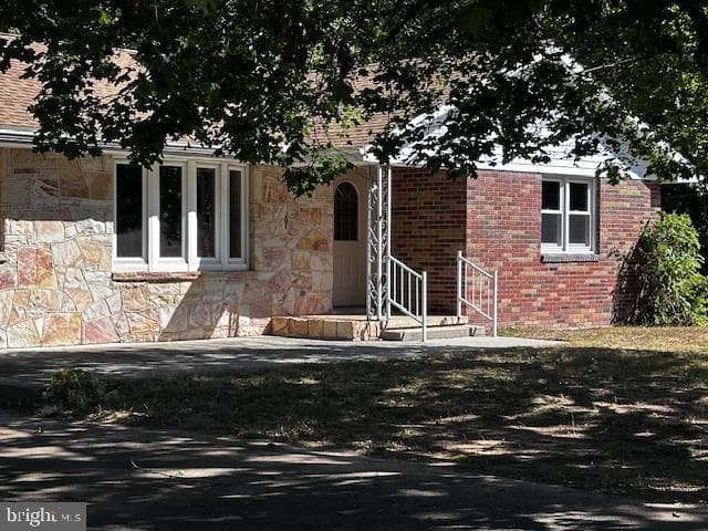 1217 Barton Road photo 3