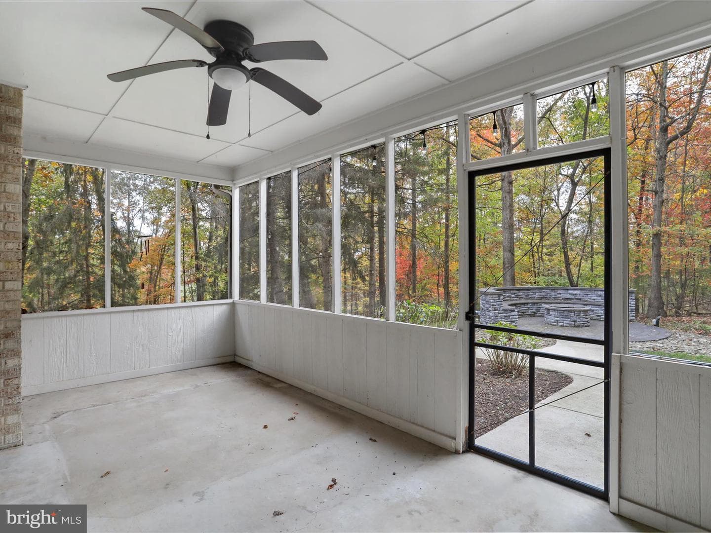 5545 Thompson Road photo 26