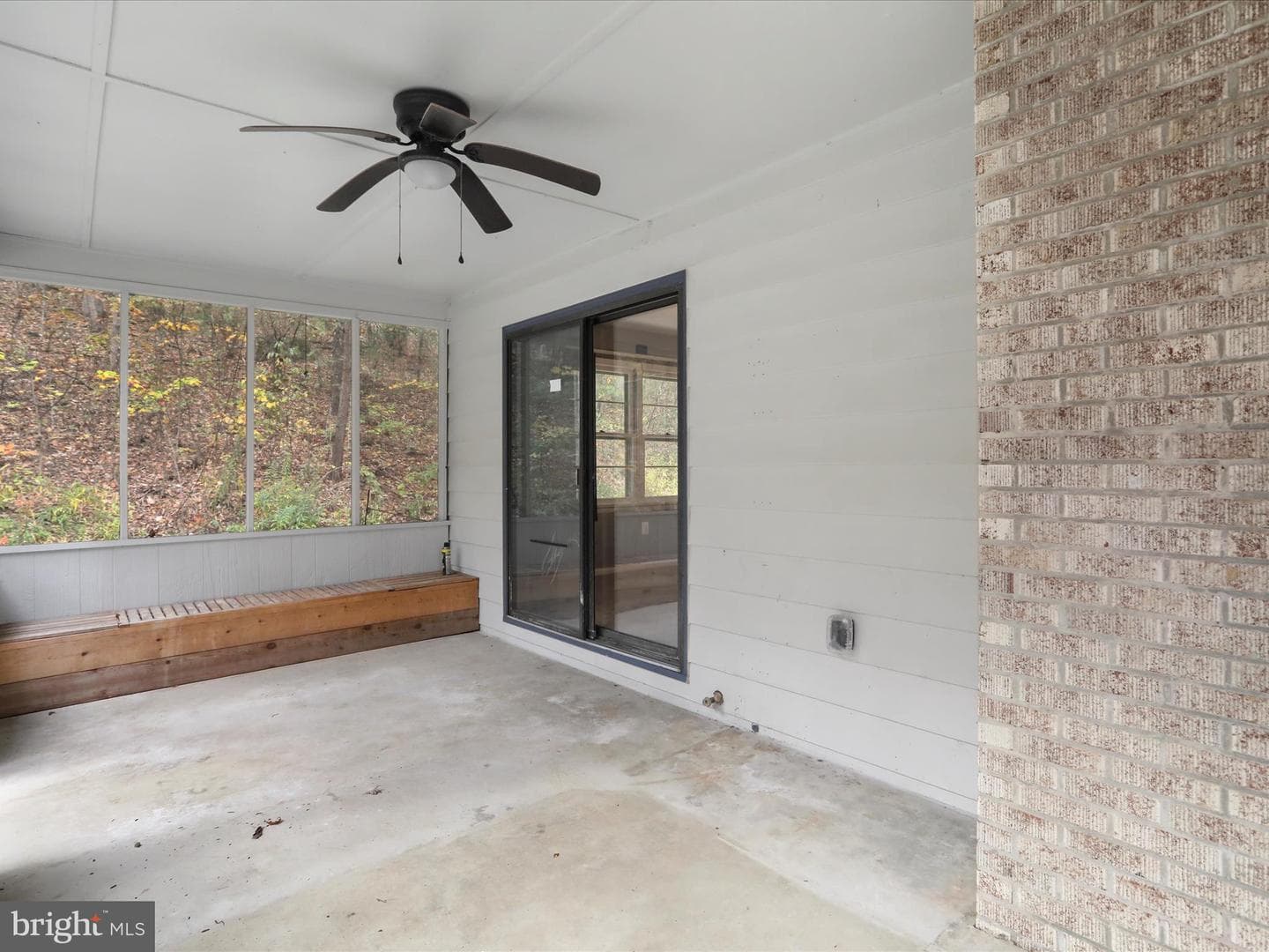 5545 Thompson Road photo 27