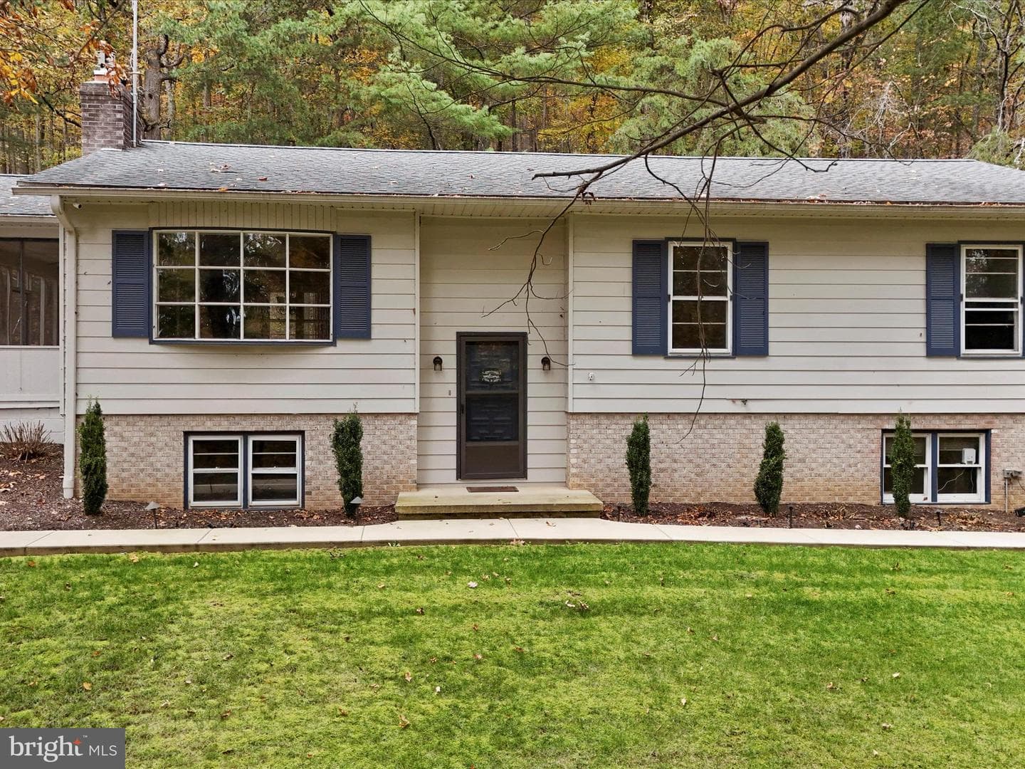 5545 Thompson Road photo 39