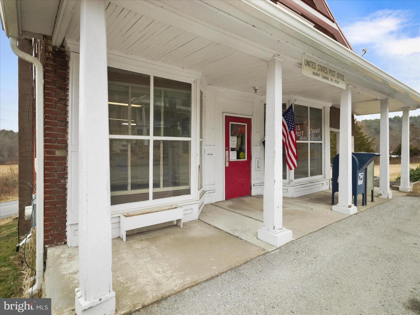 233 Grist Mill Road photo 4