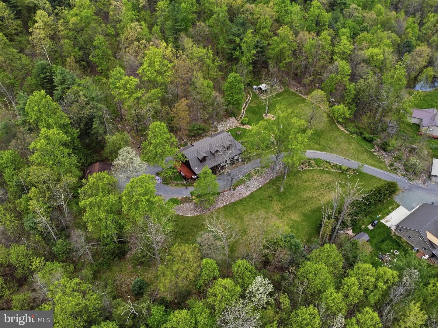 477 E Blackberry Lane photo 19