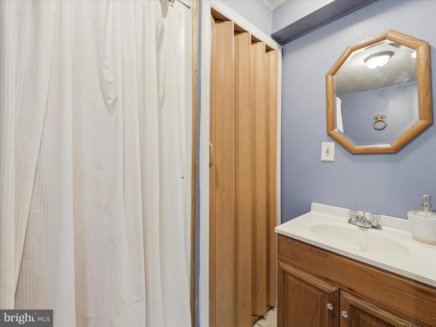 477 E Blackberry Lane photo 53