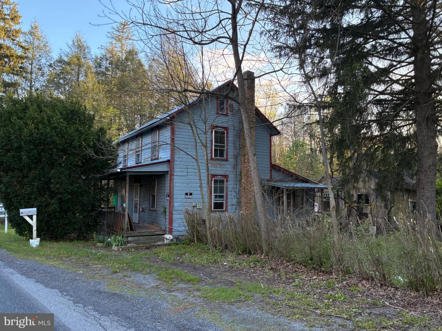 201 Hoover Road, Waterfall