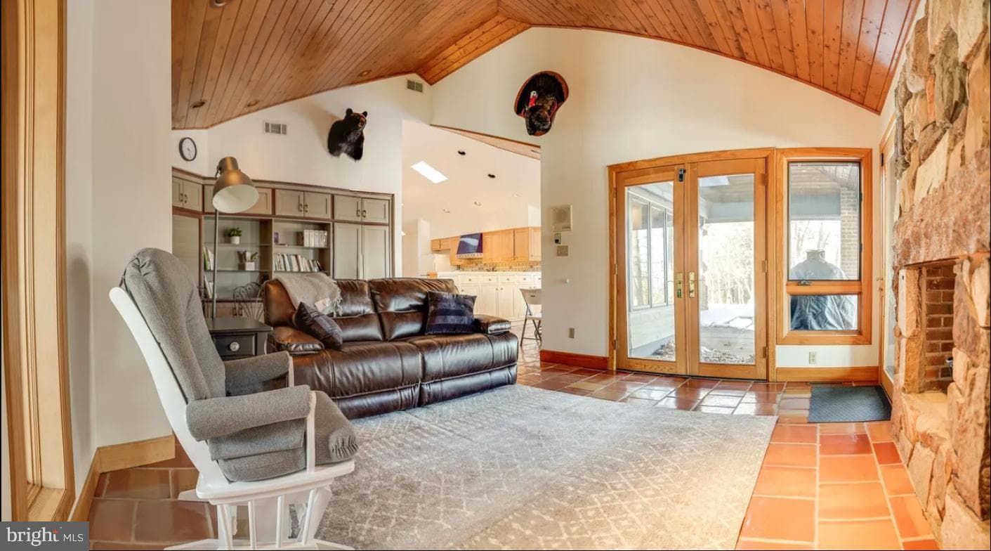 349 Lucas Road photo 19