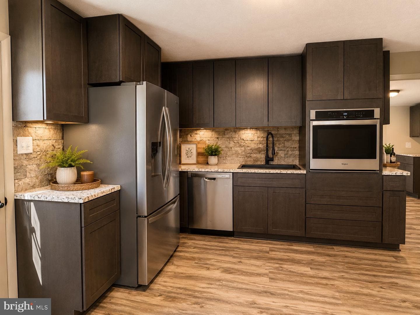 2111 Black Oak photo 16